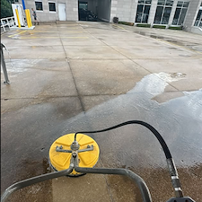 Best-Company-for-Large-Concrete-Cleaning-in-Akron-Ohio 1